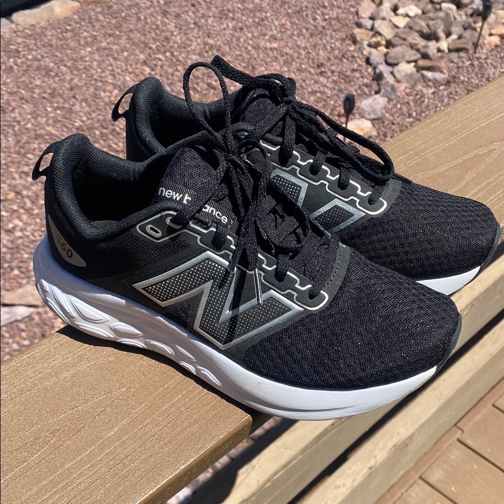 New Balance Womens Black Shoes